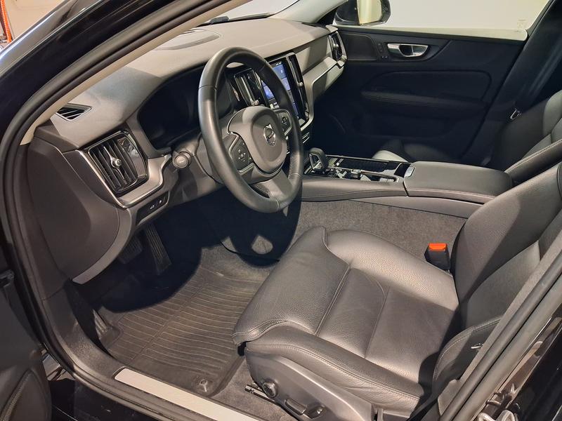 VOLVO V60 T6