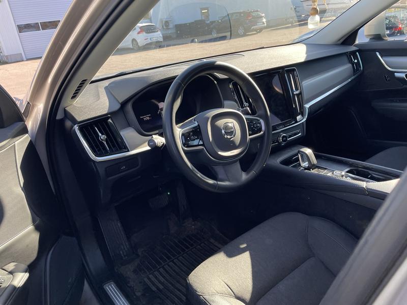 Volvo V90 Cross Country