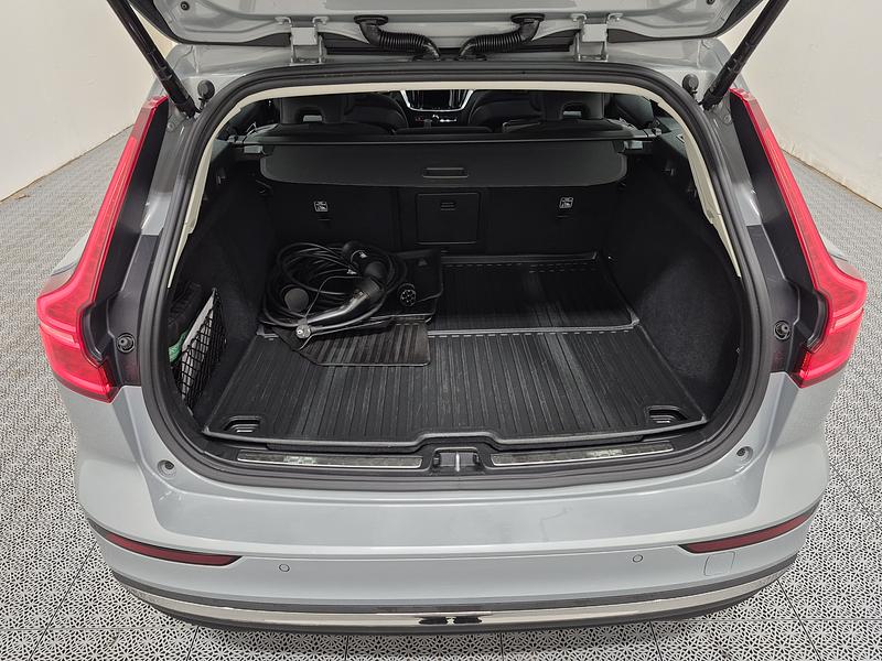VOLVO V60 T6