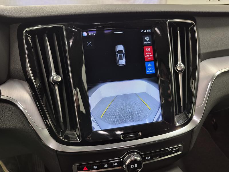 VOLVO V60 T6