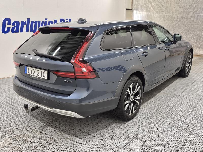VOLVO V90 CROSS COUNTRY