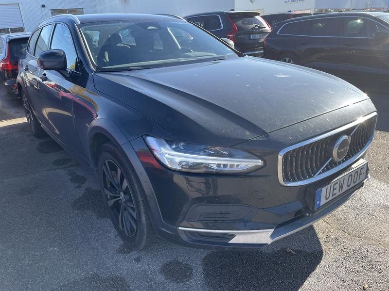 Volvo V90 Cross Country