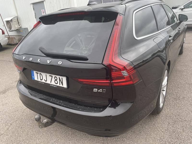 VOLVO V90 AWD