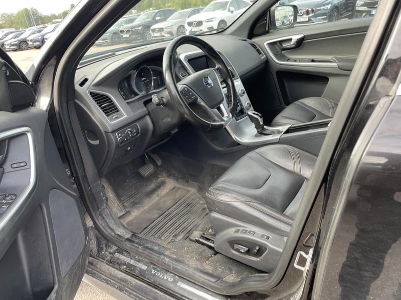 VOLVO XC60 AWD