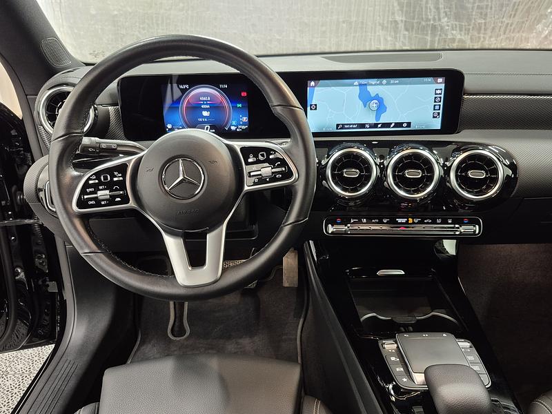 MERCEDES CLA