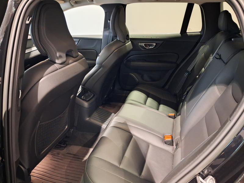 VOLVO V60 T6