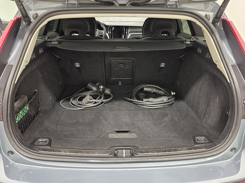 VOLVO V60 T6